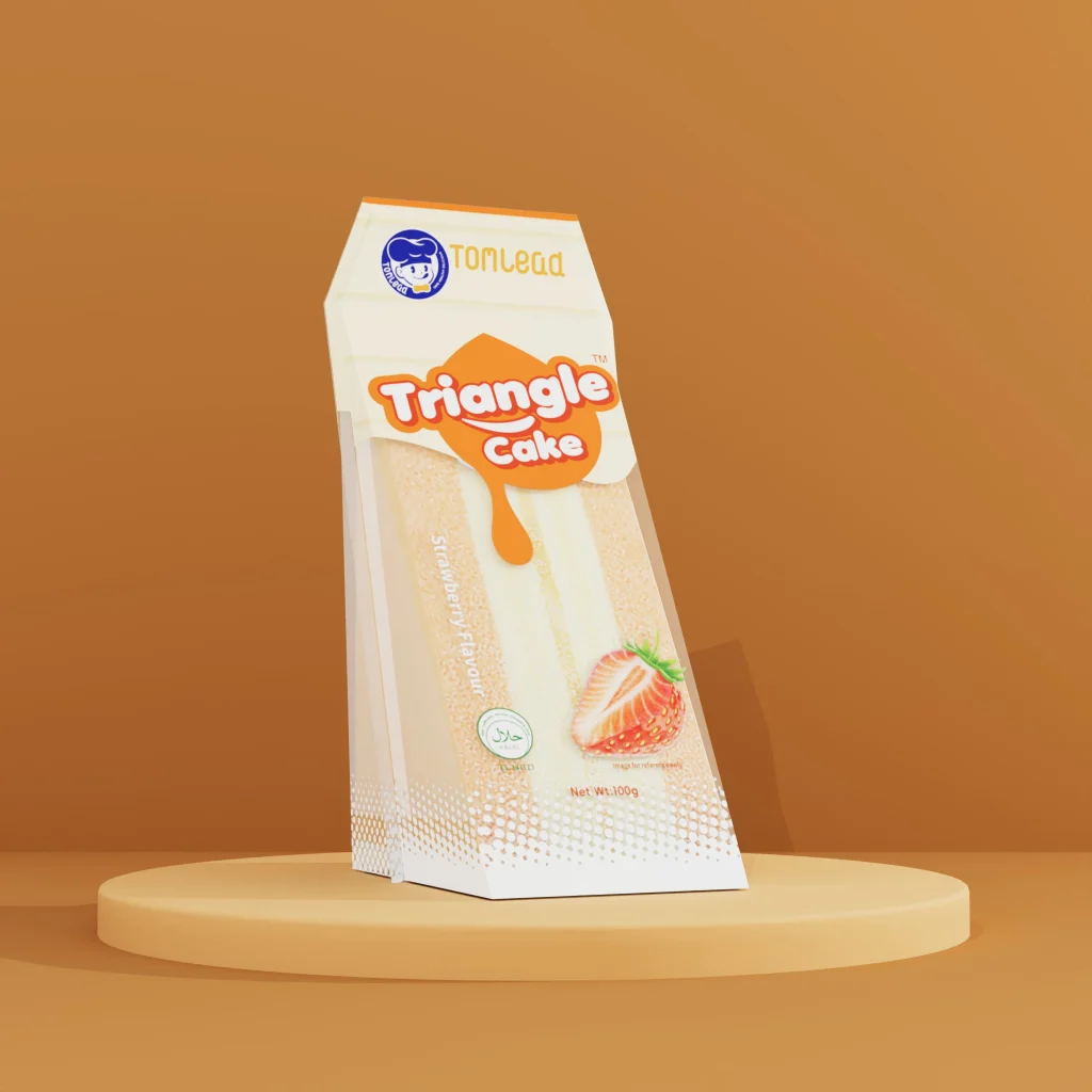 Triangle cake (strawberry flavor)